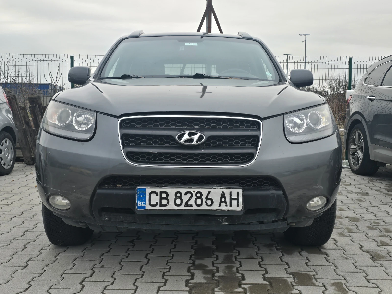 Hyundai Santa fe 2.2D 150кс АВТОМАТИК 4x4 7 места - изображение 2