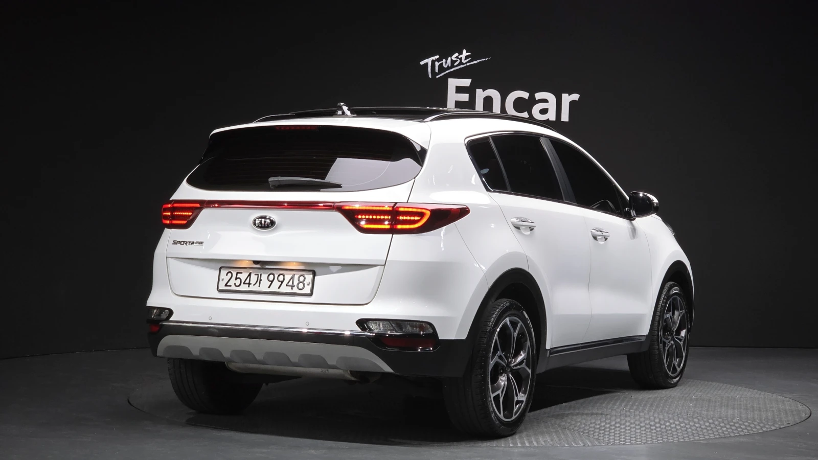 Kia Sportage 2.0 - изображение 2