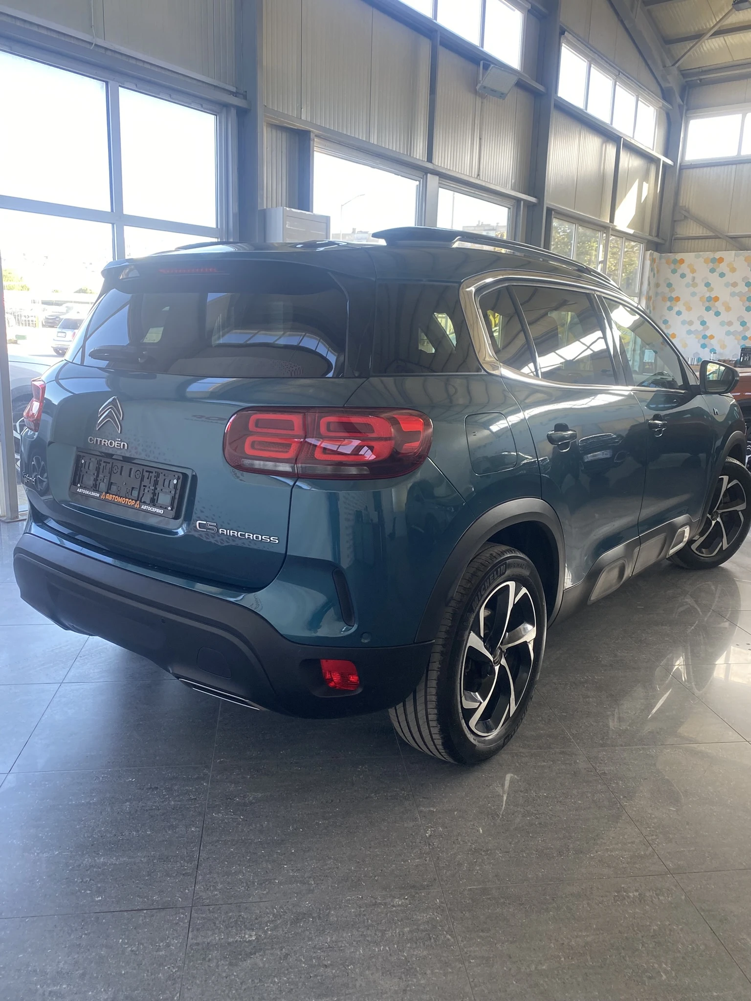 Citroen C5 Aircross Plug-In Hybrid Shine - изображение 5