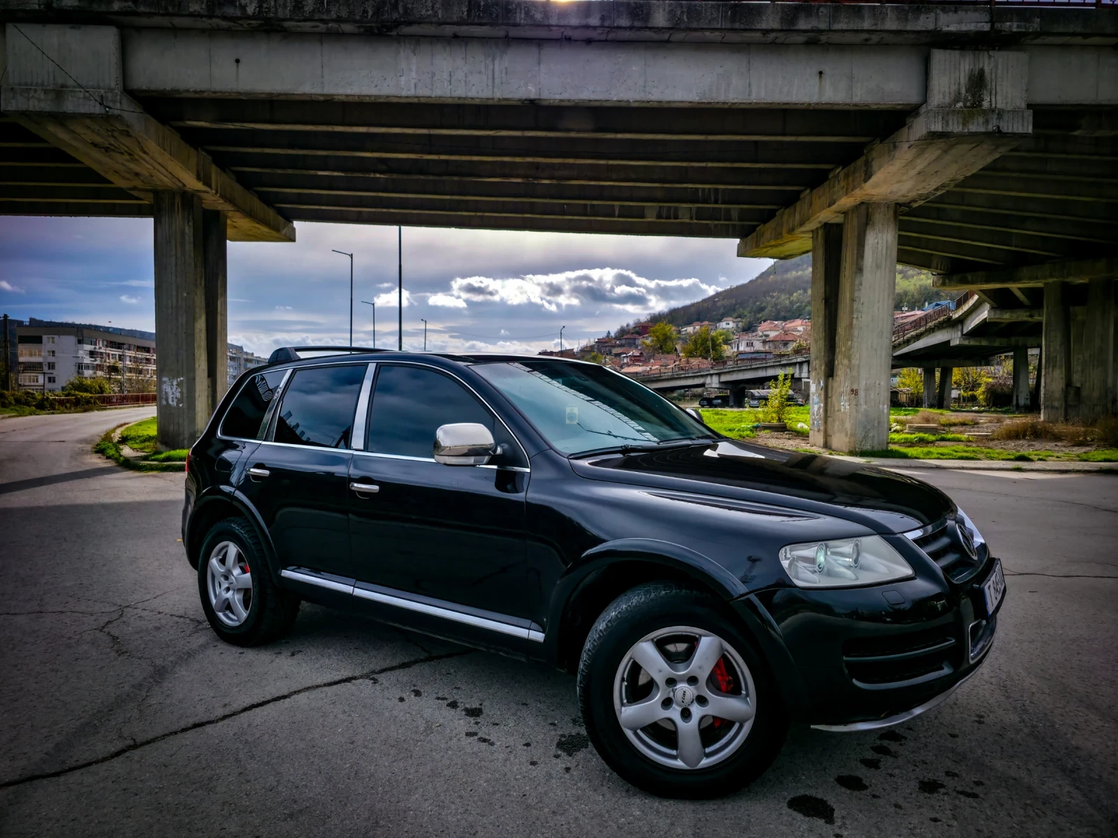 VW Touareg = 4.2= ГАЗ= NAVI= КОЖА=  - изображение 3