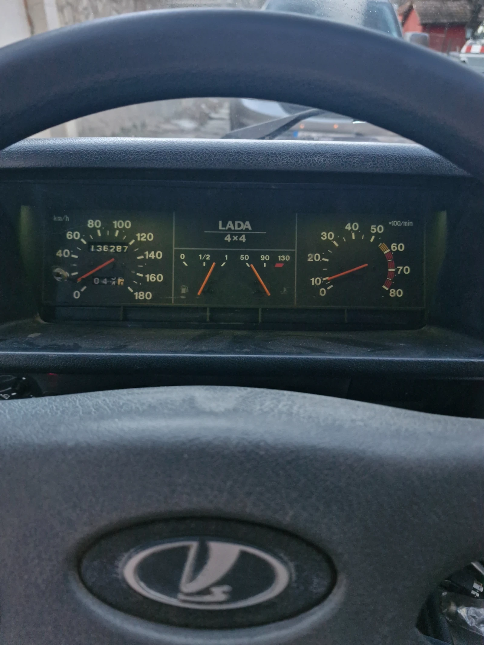 Lada Niva 1.7 - изображение 7