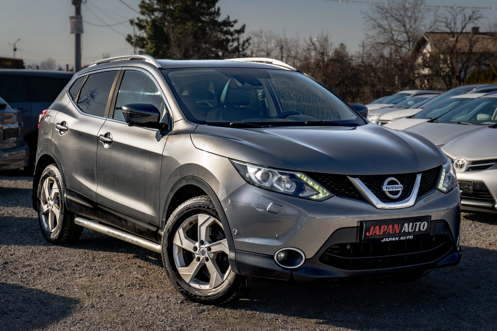 Nissan Qashqai 1.6 TEKNA 163к.с. | КАТО НОВА! МНОГО ЕКСТРИ| ГАРАН - изображение 3