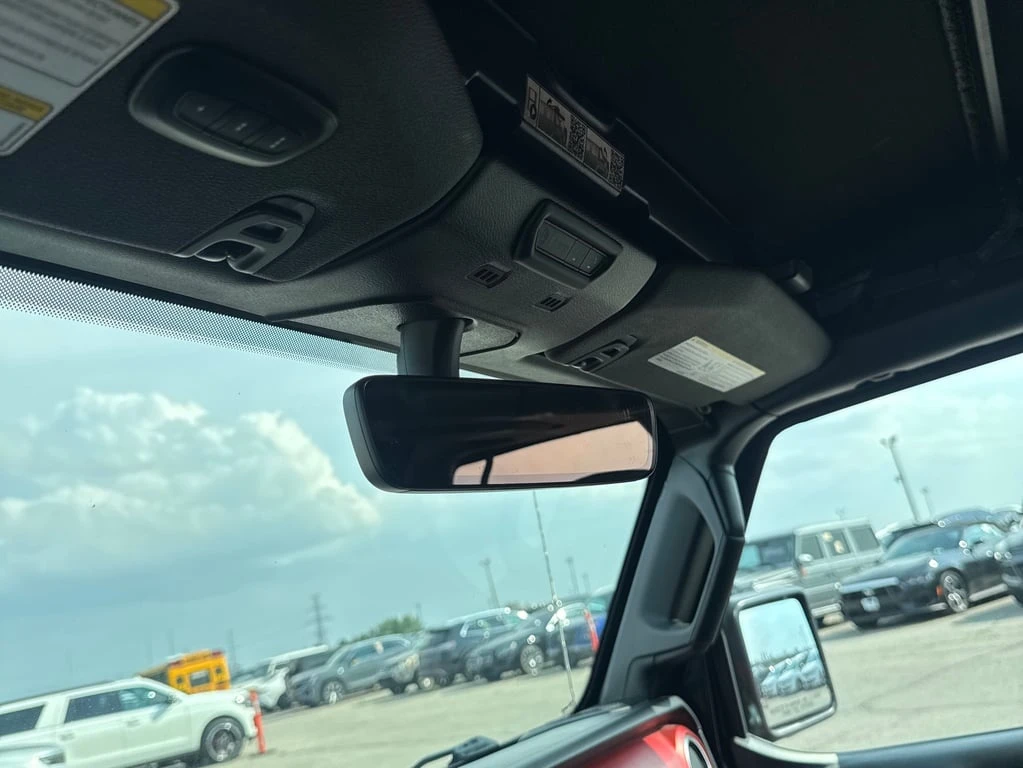 Jeep Wrangler * Rubicon * CARFAX * �������*  | Mobile.bg � ����������� 11