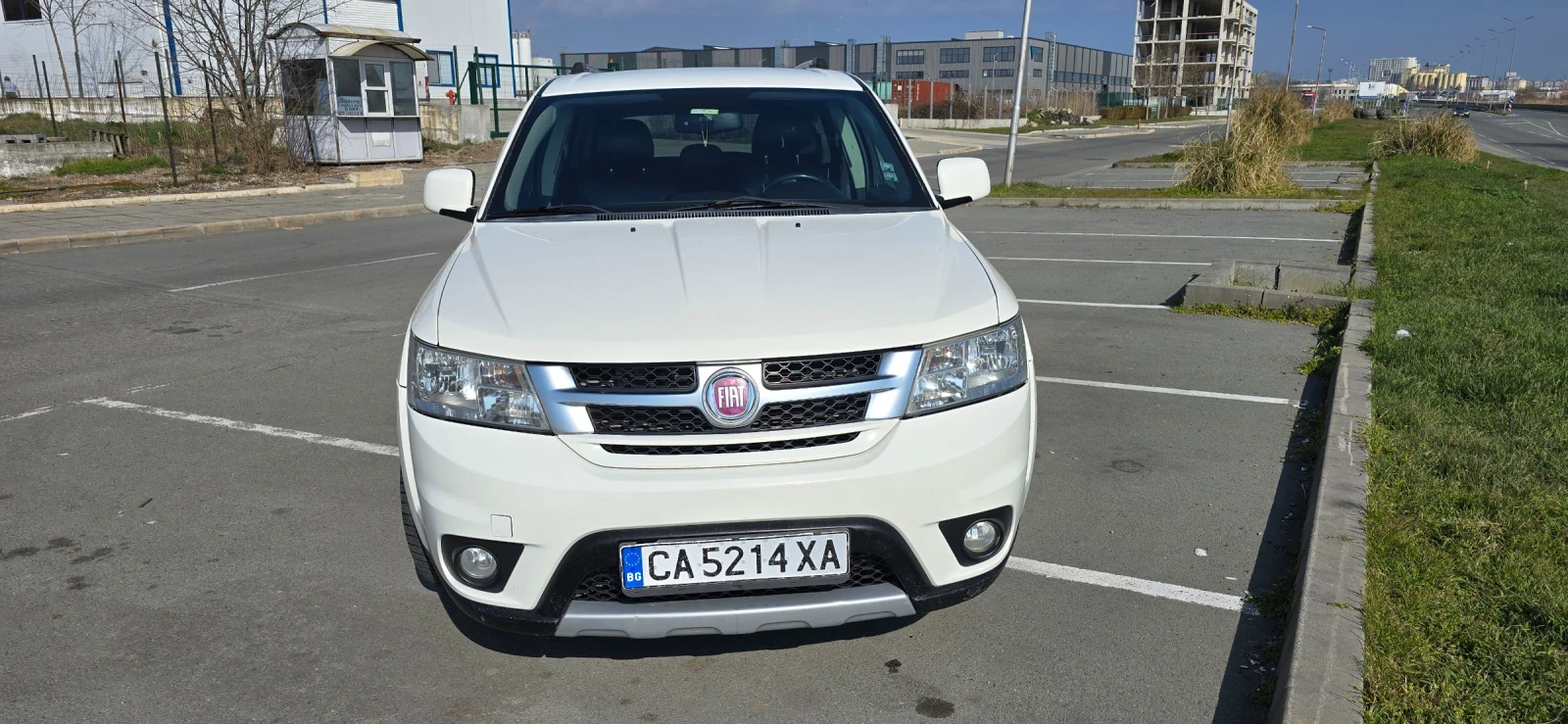 Fiat Freemont, снимка 2 - Автомобили и джипове - 54172373