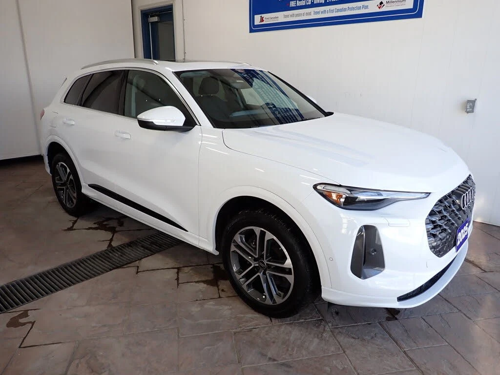 Audi Q5 quattro* Premium Plus* АвтоКредит* (ЦЕНА ДО БГ)