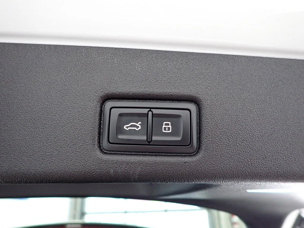 Audi Q5 quattro* Premium Plus* АвтоКредит* (ЦЕНА ДО БГ), снимка 6 - Автомобили и джипове - 54129103