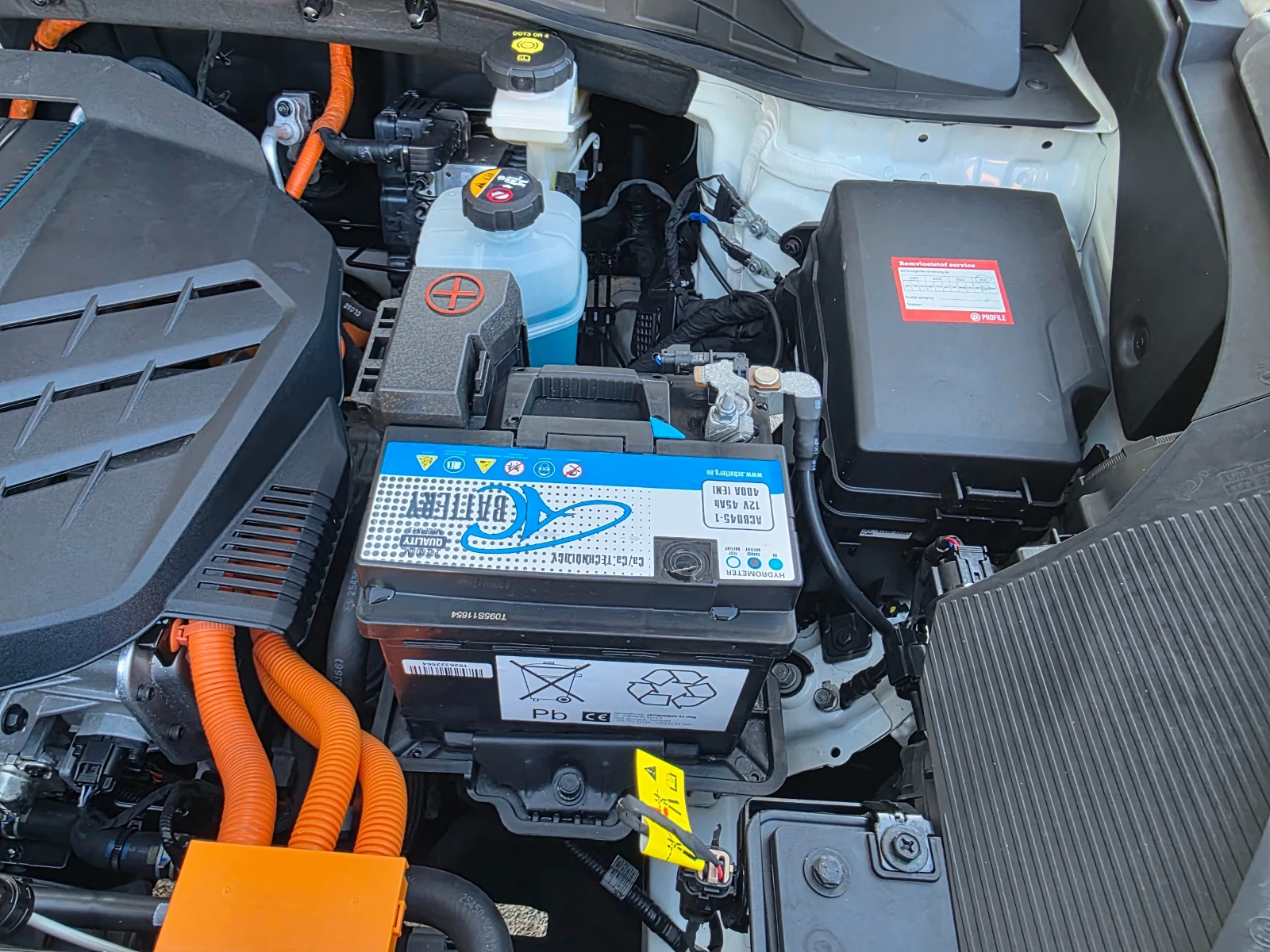 Kia Niro Electric 64kWh SOH 100% * , снимка 15 - Автомобили и джипове - 54572988