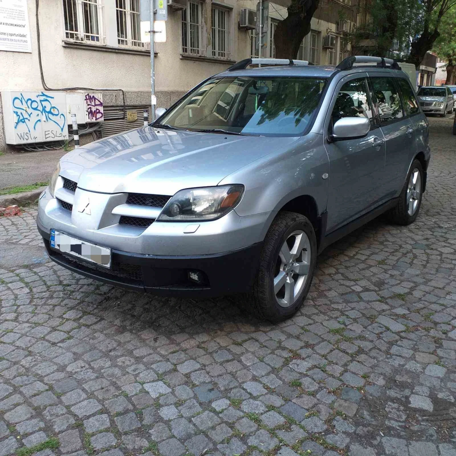 Mitsubishi Outlander 2.0I                             бензин/газ 4х4
