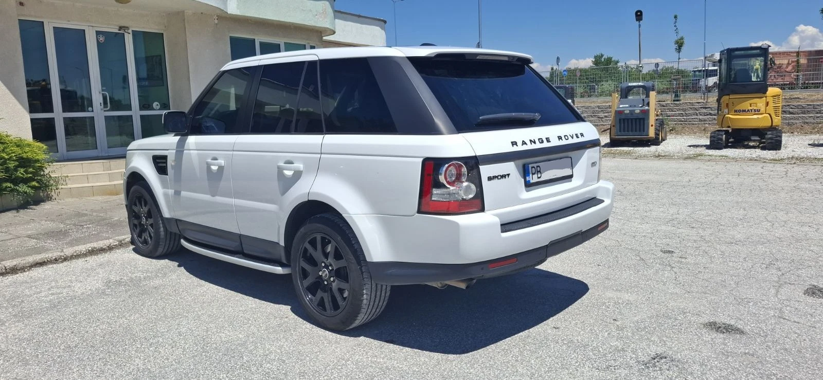 Land Rover Range Rover Sport Facelift 3.0 SDV6 HSE, снимка 9 - Автомобили и джипове - 54696737