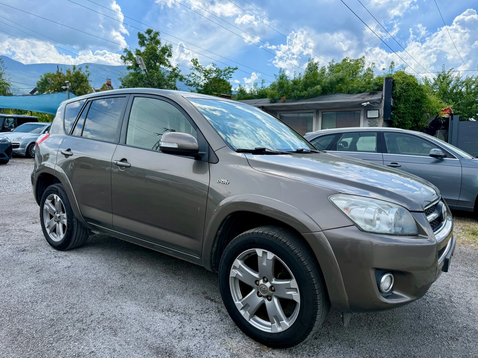 Toyota Rav4 2.2 D-CAT FACE/AUTOMAT, снимка 3 - Автомобили и джипове - 54998697