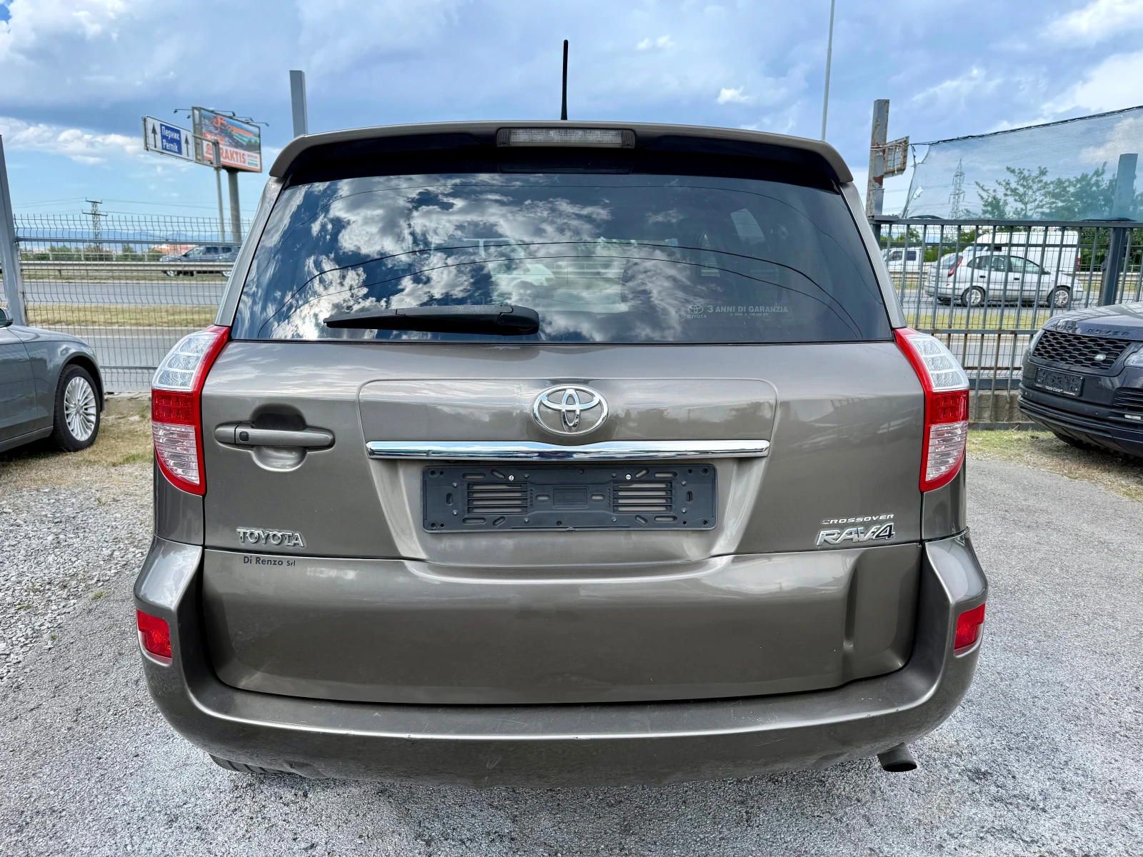 Toyota Rav4 2.2 D-CAT FACE/AUTOMAT, снимка 5 - Автомобили и джипове - 54998697