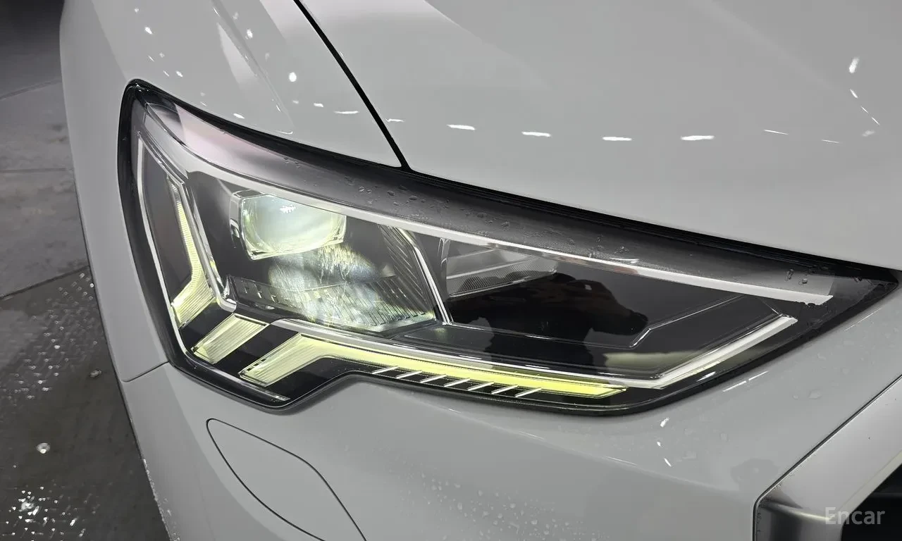 Audi Q3 F3 35 TDI| LED| VIRTUAL COCKPIT| NAVI| KAMERA| KEY, снимка 14 - Автомобили и джипове - 55025856