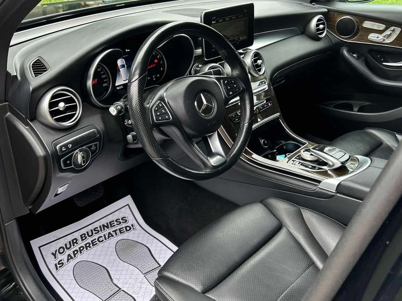 Mercedes-Benz GLC 300 4MATIC | CARFAX | БЕЗ ИНЦИДЕНТИ, снимка 7 - Автомобили и джипове - 55793346