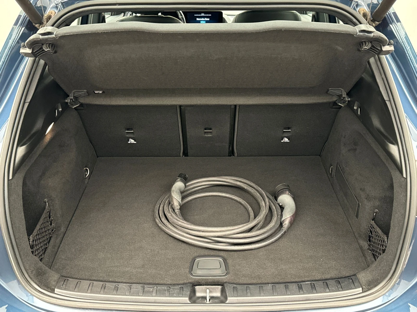 Mercedes-Benz EQA 250 Luxury Виртуал Кожа Амбиентно, снимка 17 - Автомобили и джипове - 55940874