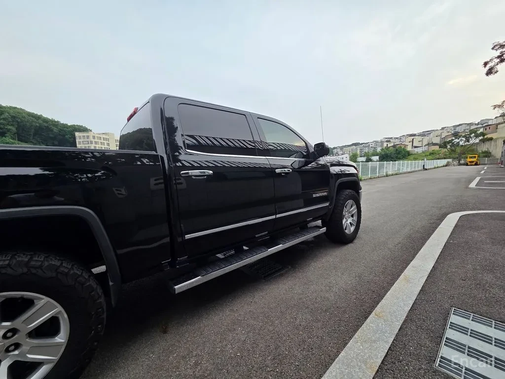 Gmc Sierra DENALI, снимка 4 - Автомобили и джипове - 56301248
