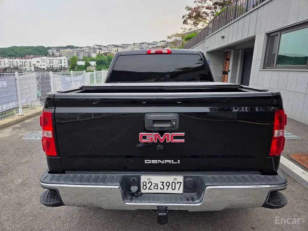 Gmc Sierra DENALI, снимка 2 - Автомобили и джипове - 56301248