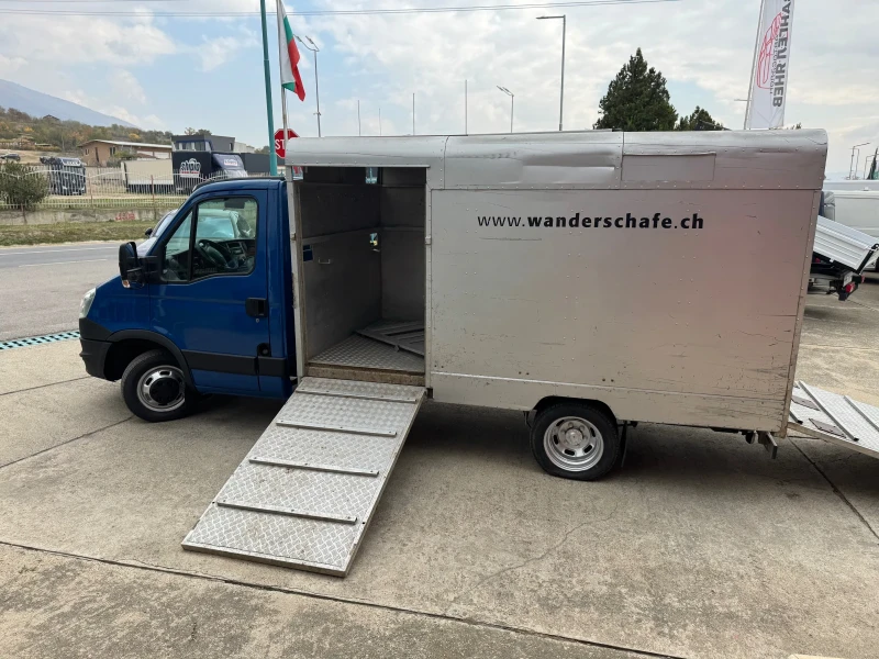 Iveco Daily Животновоз* 35c17* 3.0HPI* Климатик, снимка 7 - Бусове и автобуси - 47463218