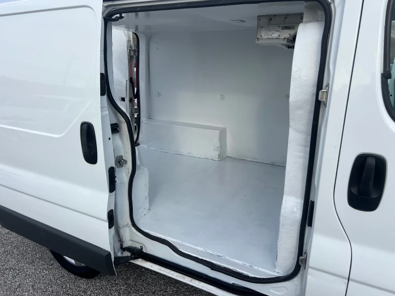 Renault Trafic ХЛАДИЛЕН, снимка 13 - Бусове и автобуси - 48912019