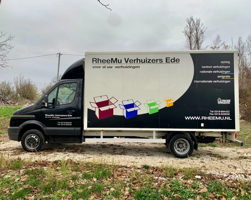 VW Crafter 4.30м.* Климатик* Темпомат* Двойна гума, снимка 4 - Бусове и автобуси - 53440076