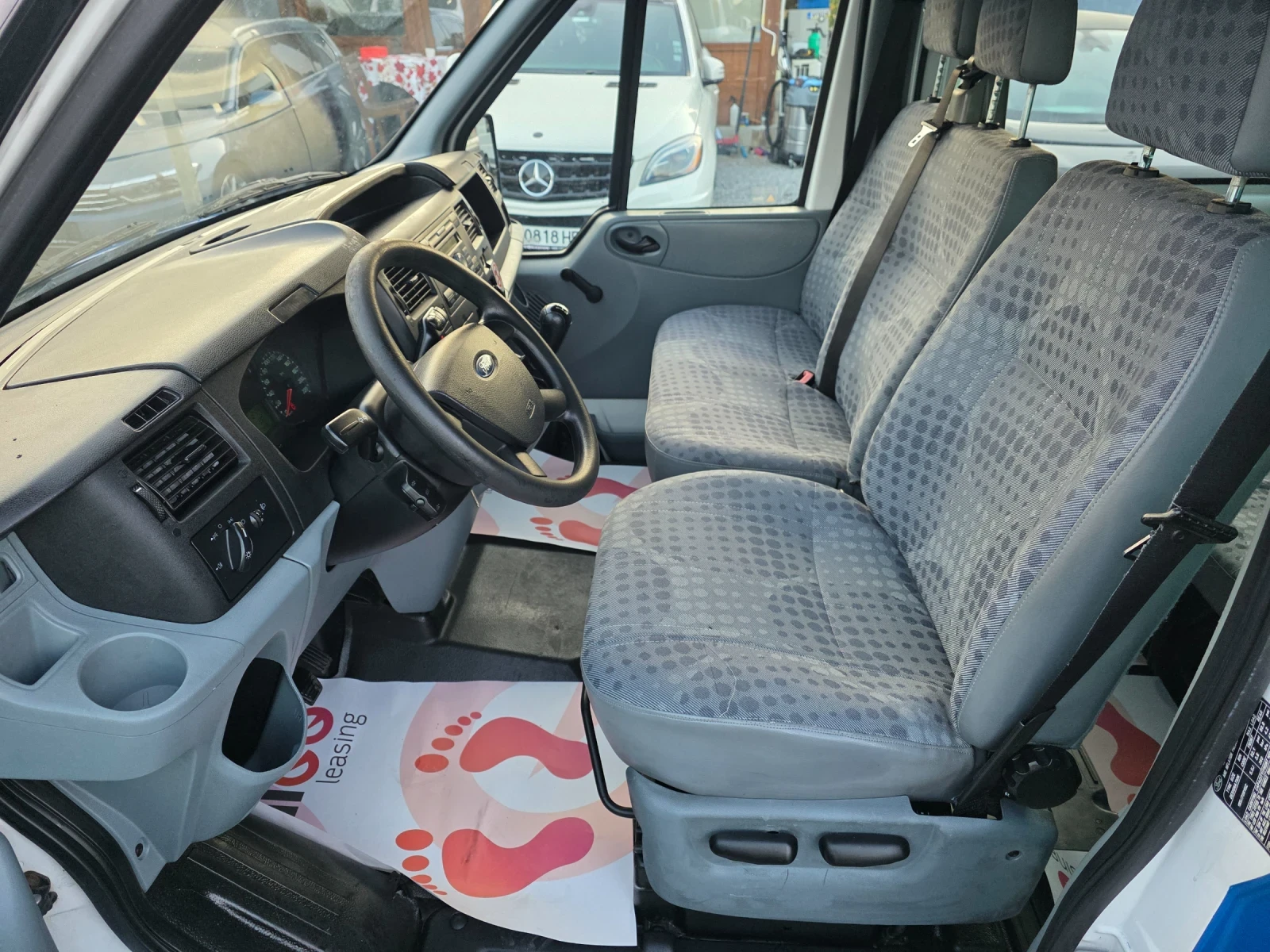 Ford Transit 2.2 8+ 1 Климатик - изображение 10