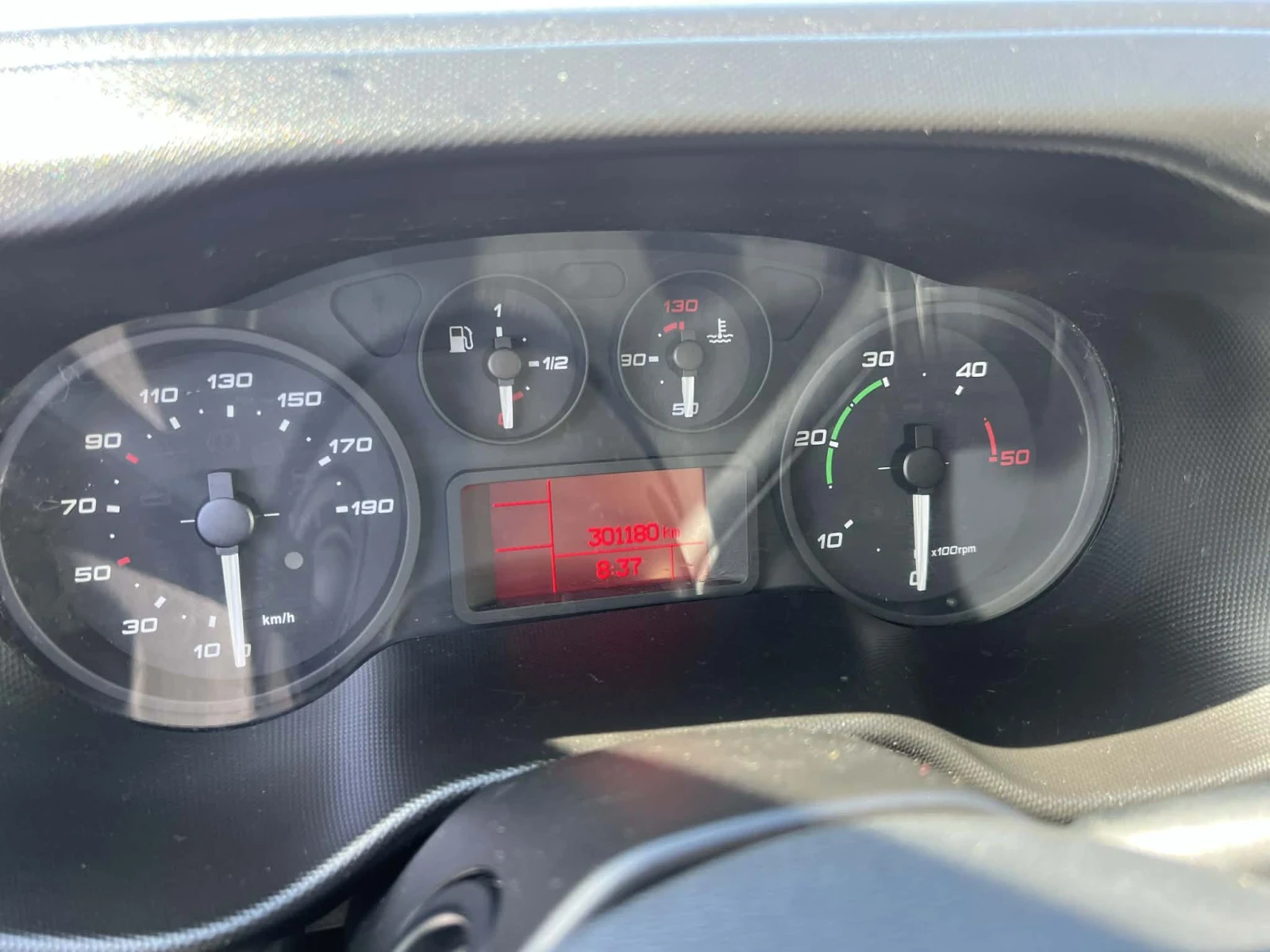 Iveco 35s11, снимка 5 - Бусове и автобуси - 53844216