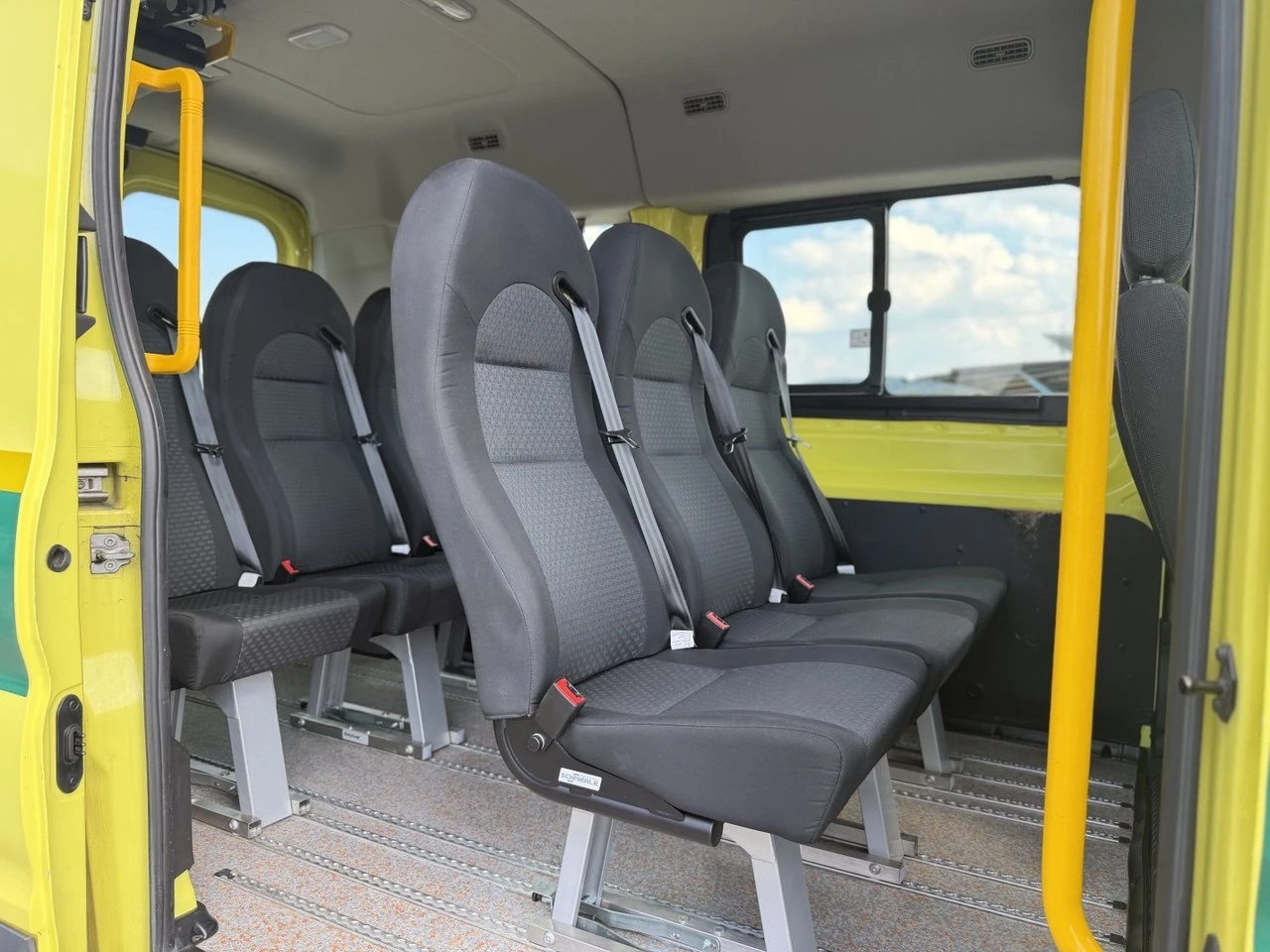 Ford Transit 2.0TDCi 9 МЕСТА, снимка 11 - Бусове и автобуси - 55838632