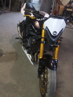  Yamaha FZ8
