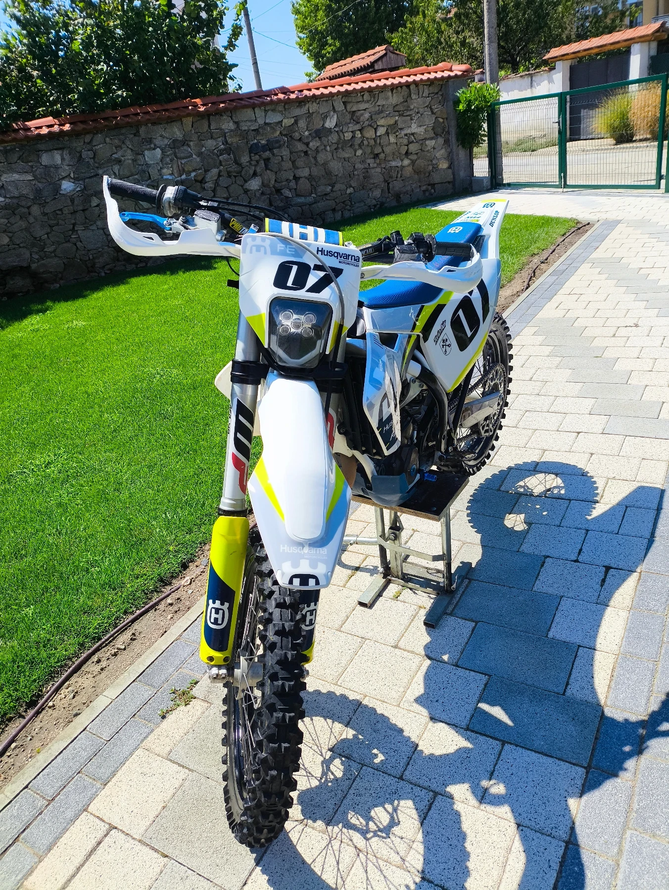 Husqvarna 350 350, снимка 4 - Мотоциклети и мототехника - 55429375