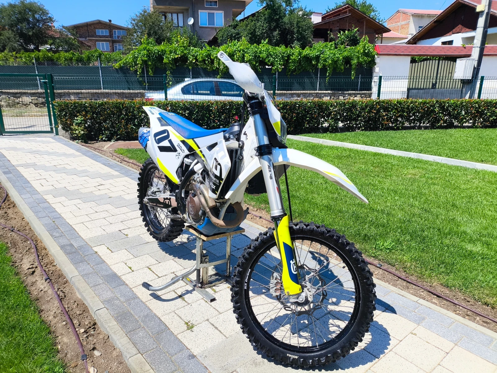 Husqvarna 350 350, снимка 3 - Мотоциклети и мототехника - 55429375