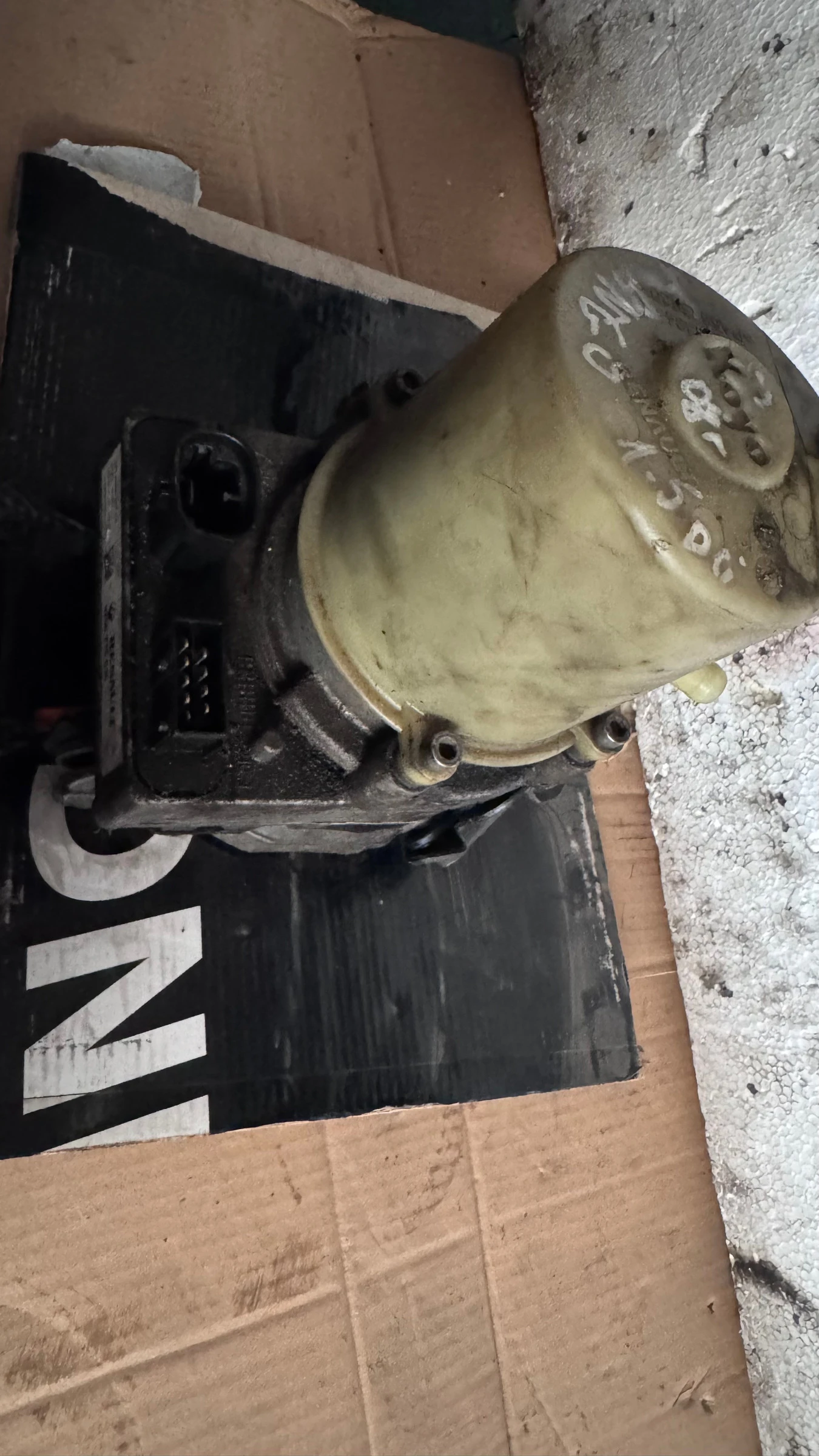    Renault Kangoo  -  8200718096  / A5097227 / 042107M7 | Mobile.bg   1