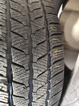 Гуми Зимни 225/55R17, снимка 9