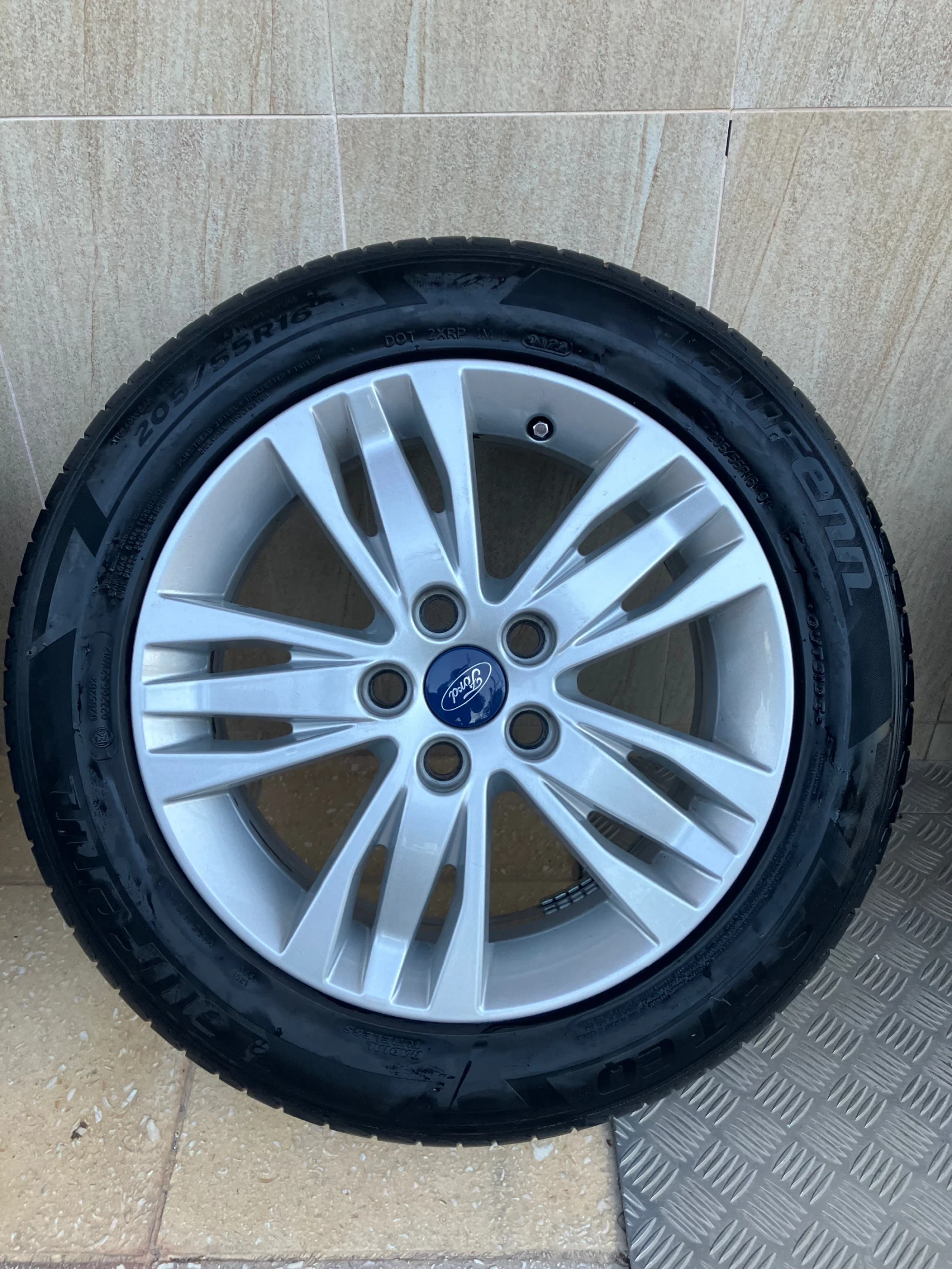 ���� � ������ 205/55R16 | Mobile.bg � ����������� 4