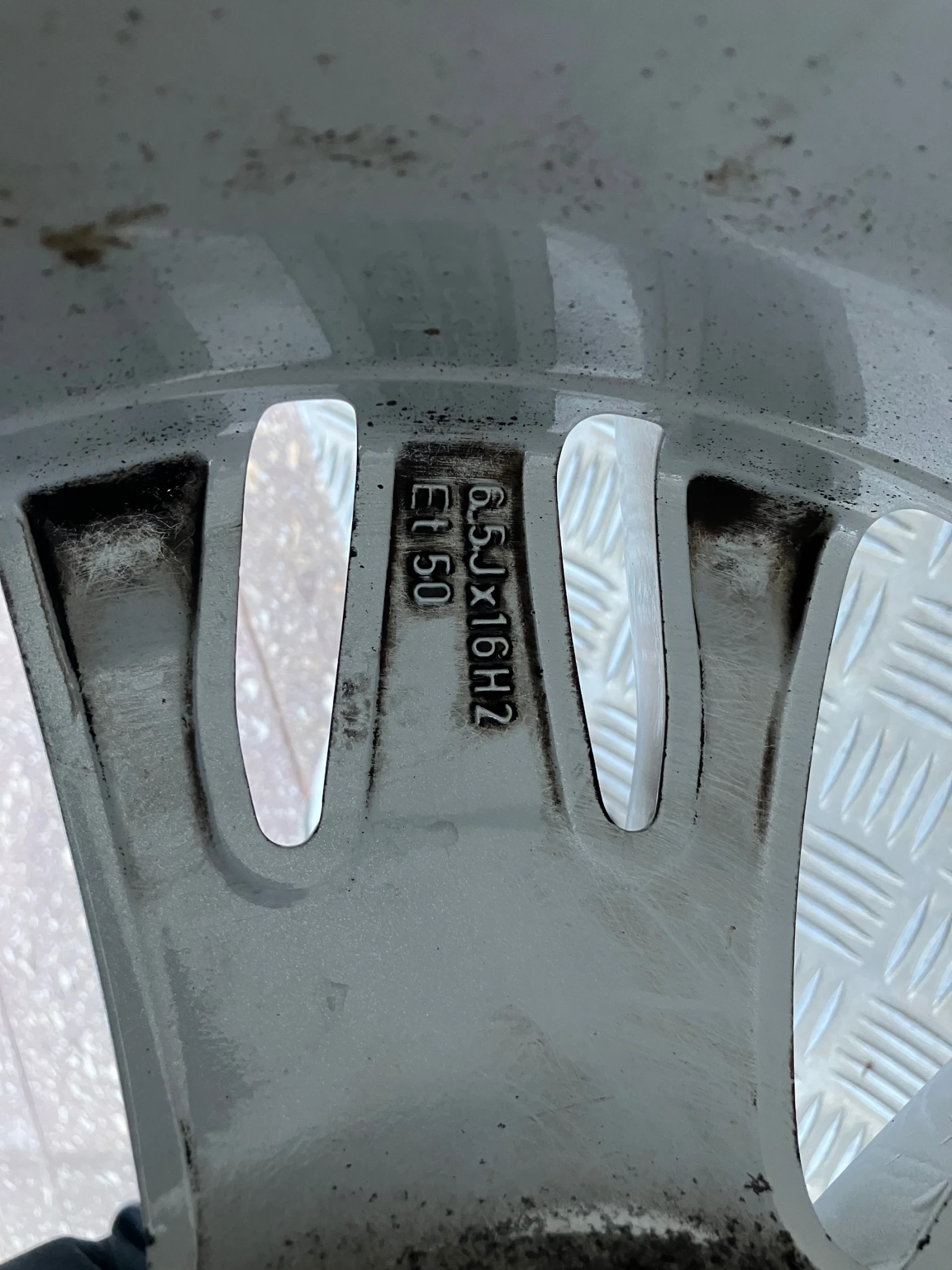 ���� � ������ 205/55R16 | Mobile.bg � ����������� 9
