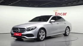 ������ Mercedes-Benz E 200