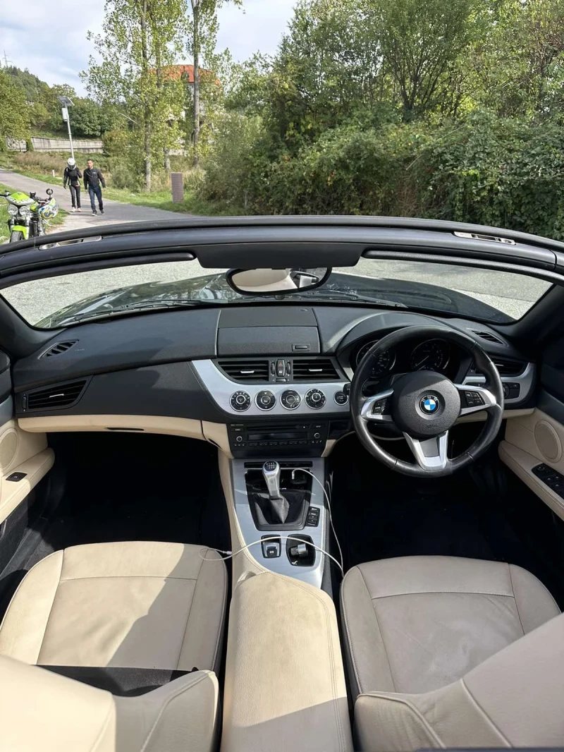 BMW Z4, снимка 7 - Автомобили и джипове - 47315936