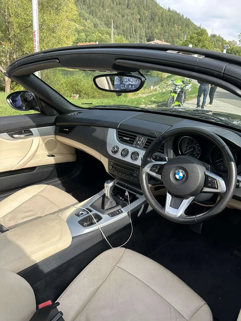 BMW Z4, снимка 8 - Автомобили и джипове - 47315936