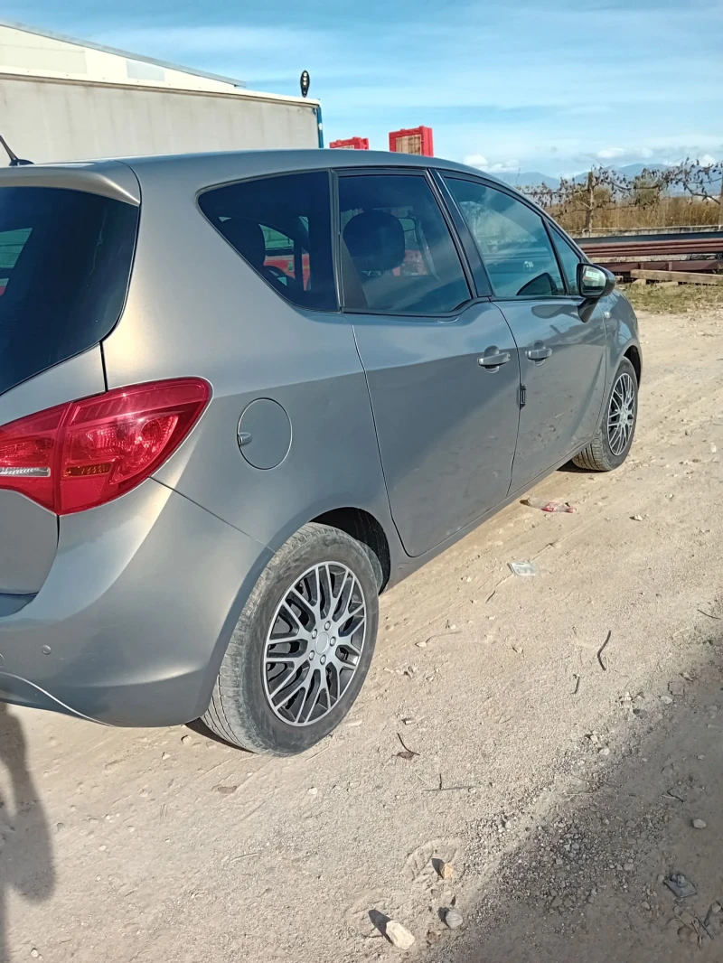 Opel Meriva Колата е бензин газ заводски , снимка 5 - Автомобили и джипове - 47456767