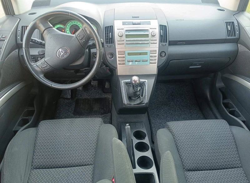 Toyota Corolla verso 2.2 D4D/136к.с/2007г., снимка 9 - Автомобили и джипове - 49103810