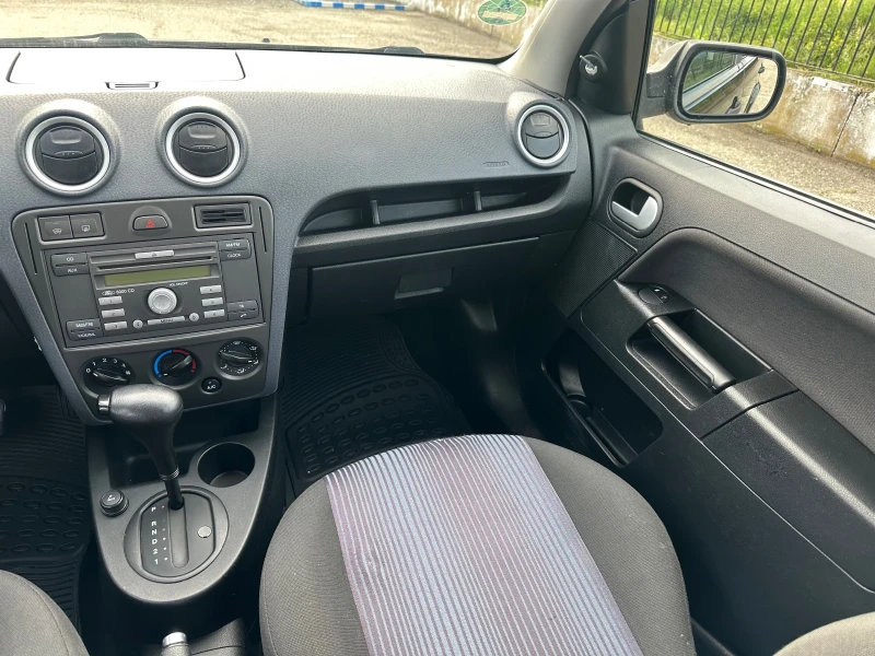 Ford Fusion 1.6 Автоматик, снимка 9 - Автомобили и джипове - 50236073