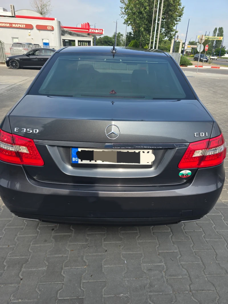 Mercedes-Benz E 350 Сменена верига!, снимка 8 - Автомобили и джипове - 51557156