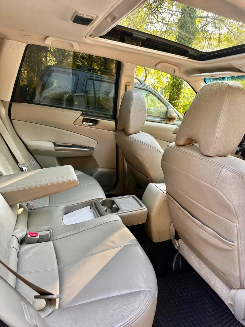 Subaru Forester, снимка 8 - Автомобили и джипове - 51160410