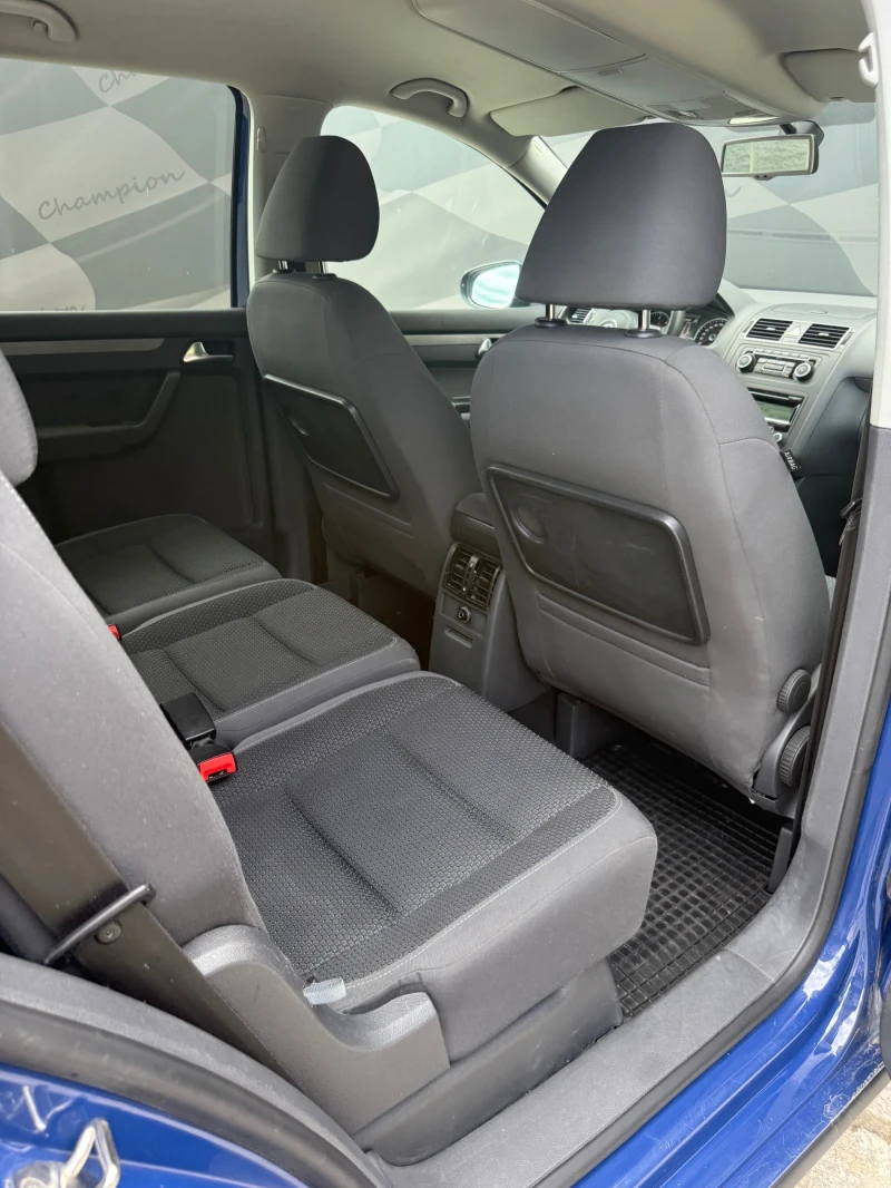 VW Touran Бартер Лизинг, снимка 14 - Автомобили и джипове - 52031590