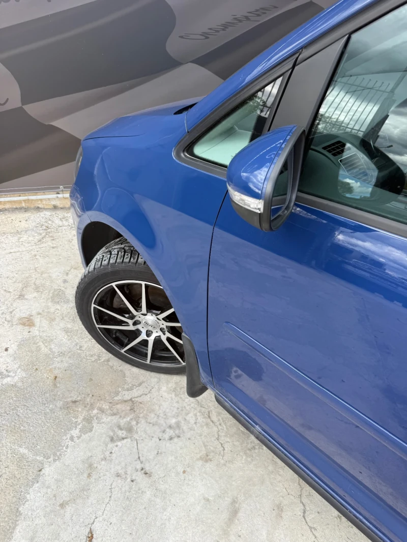 VW Touran Бартер Лизинг, снимка 7 - Автомобили и джипове - 52031590