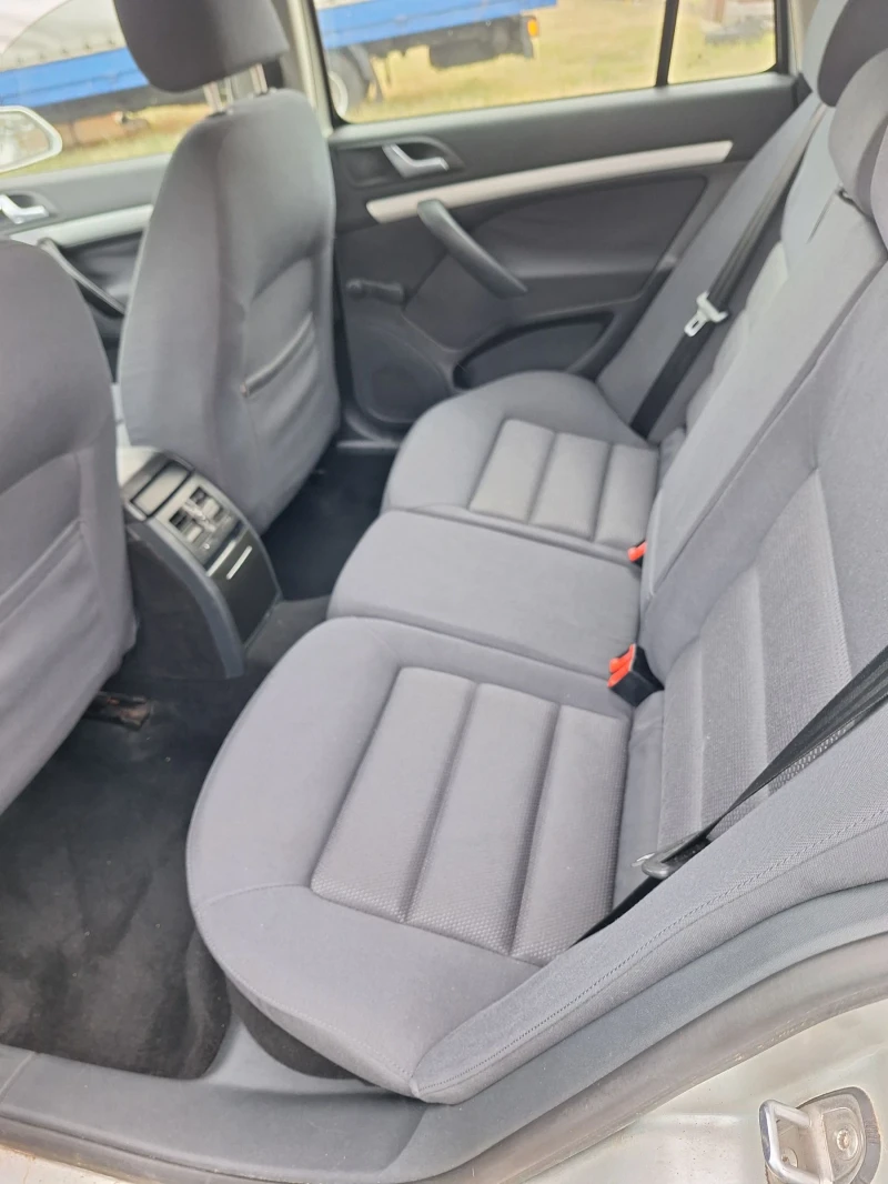 Skoda Octavia 1.9TDI KLIMA, снимка 6 - Автомобили и джипове - 52134607