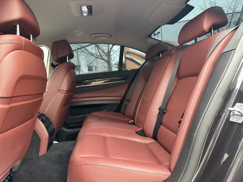 BMW 740 D Xdrive/Фейслифт/Уникат/2014г, снимка 9 - Автомобили и джипове - 52638964