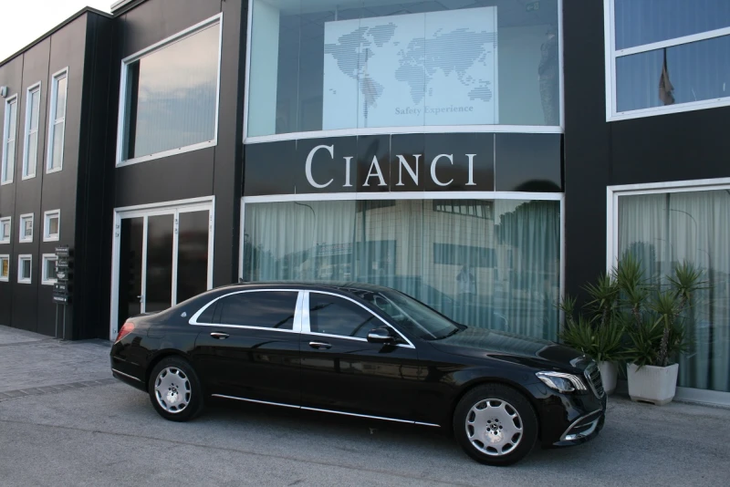 Mercedes-Benz S 65 оригинално бронирано фабрично ниво VR10 or, снимка 10 - Автомобили и джипове - 53095698