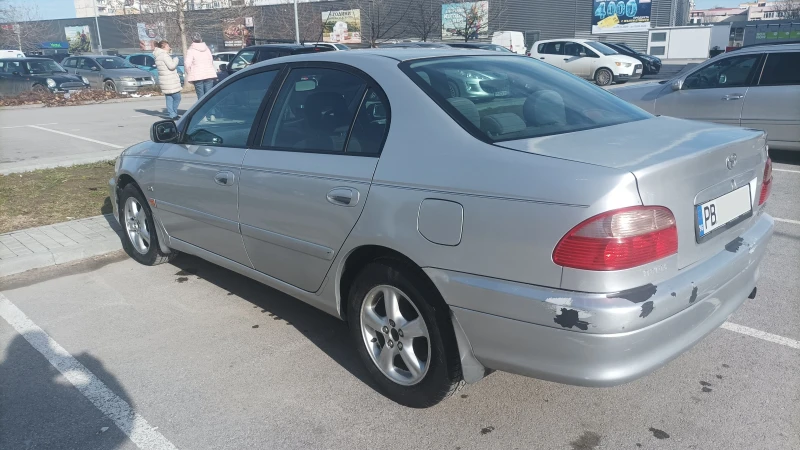 Toyota Avensis, снимка 4 - Автомобили и джипове - 53489706