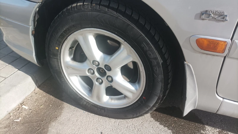 Toyota Avensis, снимка 6 - Автомобили и джипове - 53489706