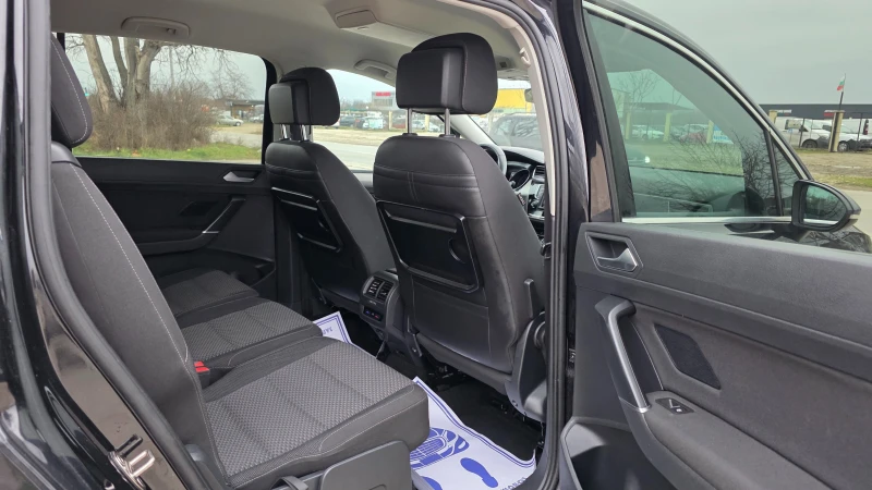 VW Touran KATO ЧИСТО НОВ/1.6d/110hp/7m, снимка 10 - Автомобили и джипове - 53514665
