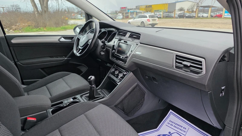 VW Touran KATO ЧИСТО НОВ/1.6d/110hp/7m, снимка 14 - Автомобили и джипове - 53514665